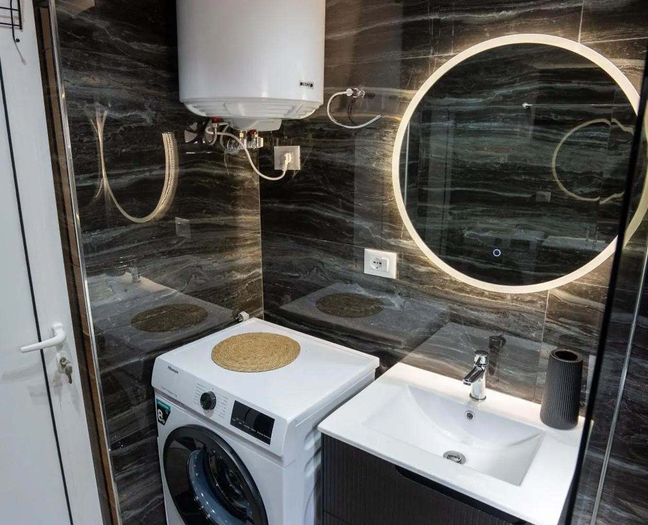 Sunnydream Apartaments Saranda 0*, Sarande